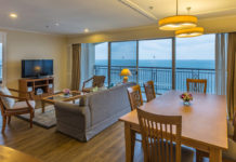 เคป แอนด์ แคนทารี โฮเทลส์ – 1,900 บาท/คืน แคนทารีเบย์ระยอง