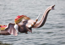 แข่งเรือช้างช่วยช้างไทย