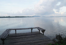 บ้านริมอ่าว: พักผ่อนในมุมเงียบสงบของจันทบุรี