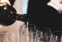 ไวน์ปาร์ตี้ – สัมผัสความดิบของแอฟริกาใต้ ในงานไวน์เจอร์นีย์