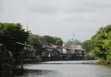 Exploring Chanthaburi’s Chantaboon Waterfront Chanthaburi