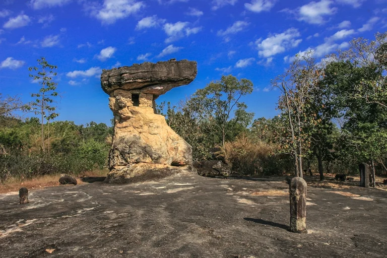 Phu Phra Bat